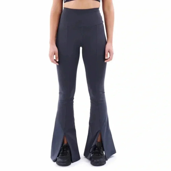 PE Nation full force flare legging - Picture 4 of 16
